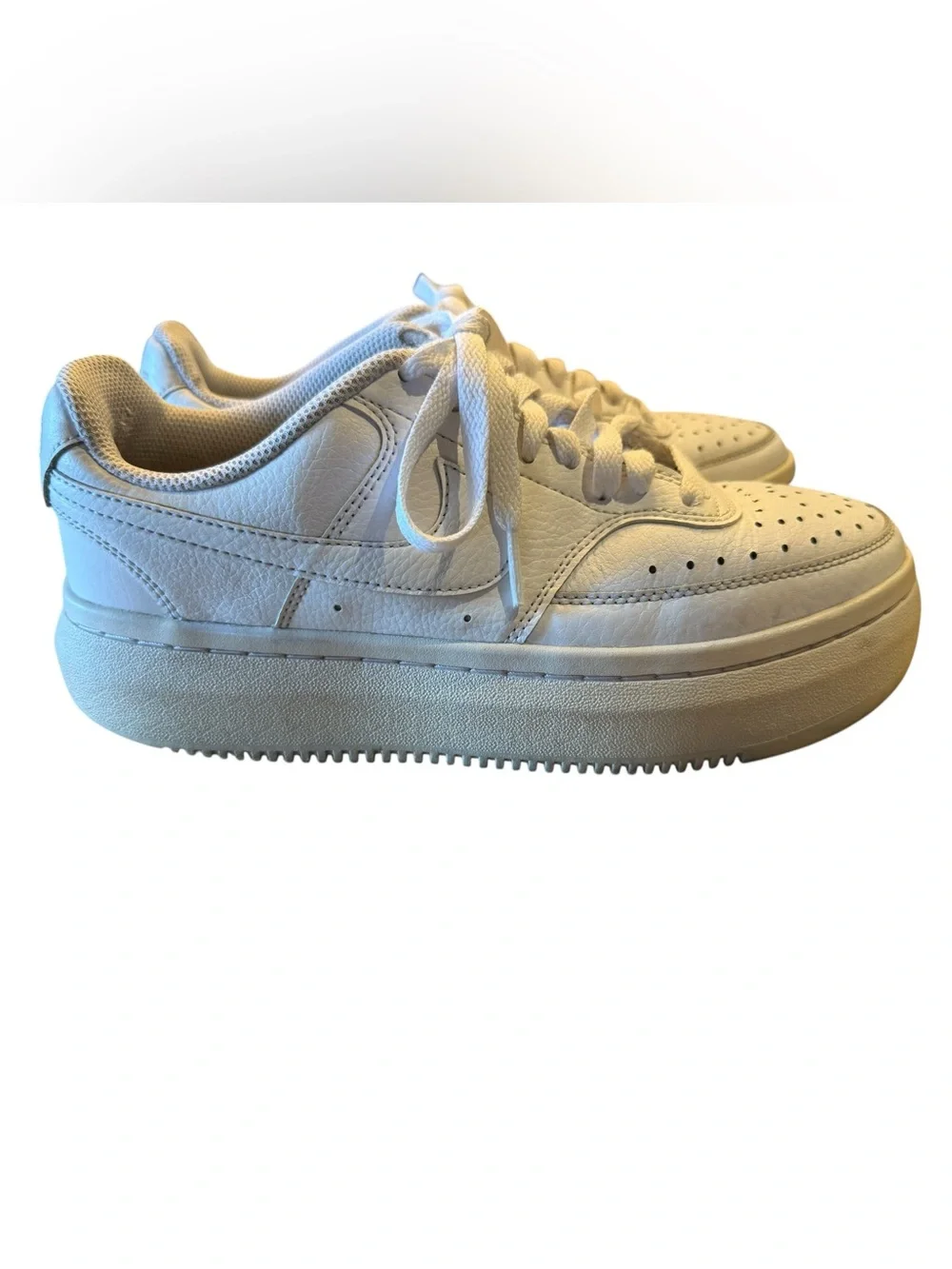 Nike Court Vision Alta White Leather Low-Top Sneakers Womens 7.5